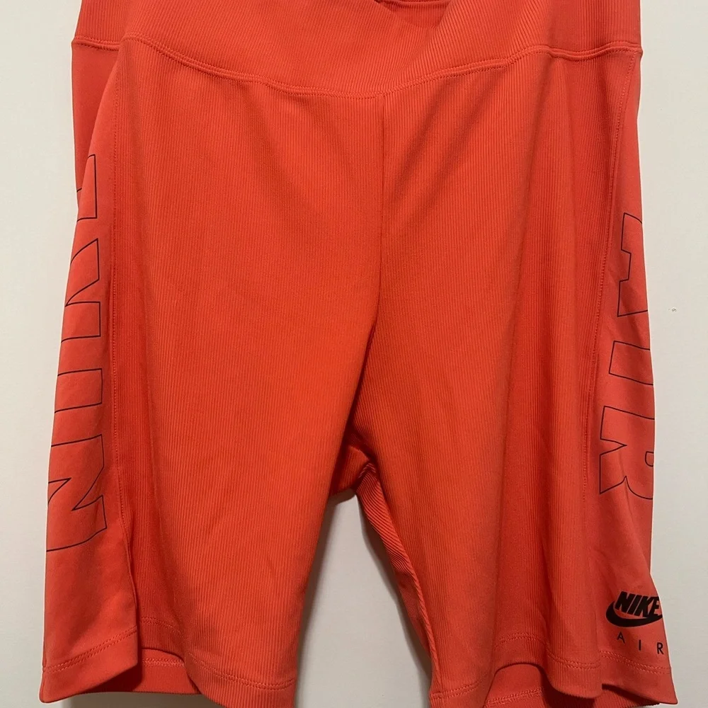 NIKE Womens Shorts BIKE TIGHT FIT LOGO AMBER SPORTSWEAR SIZE 1X